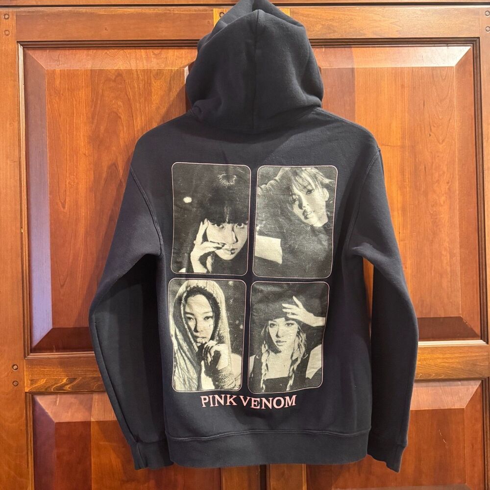BLACKPINK Pink Venom Hoodie Black Graphic Pullover K-Pop Sweatshirt Size S/M